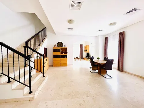 5 Bedrooms Villa in The Centro