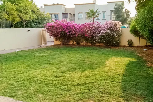 3 Bedrooms Villa in Springs 9
