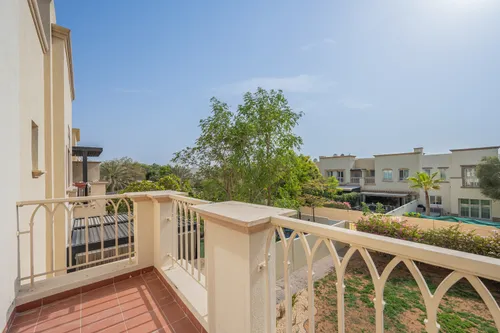 3 Bedrooms Villa in Springs 9