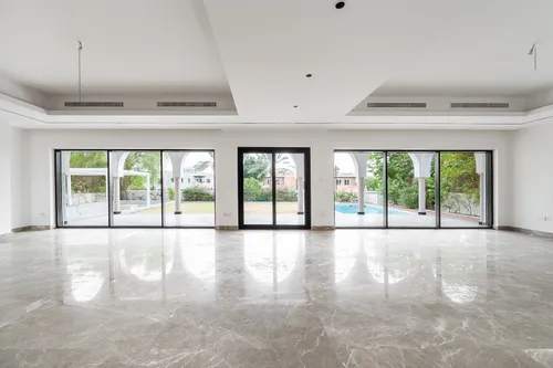 6 Bedrooms Villa in Ponderosa