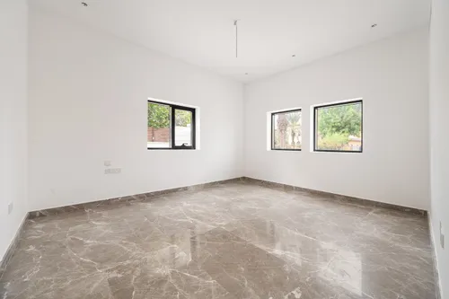 6 Bedrooms Villa in Ponderosa