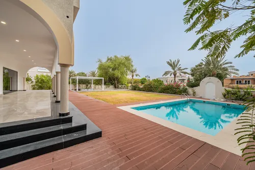 6 Bedrooms Villa in Ponderosa