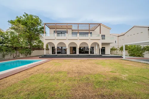6 Bedrooms Villa in Ponderosa