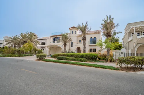 6 Bedrooms Villa in Ponderosa