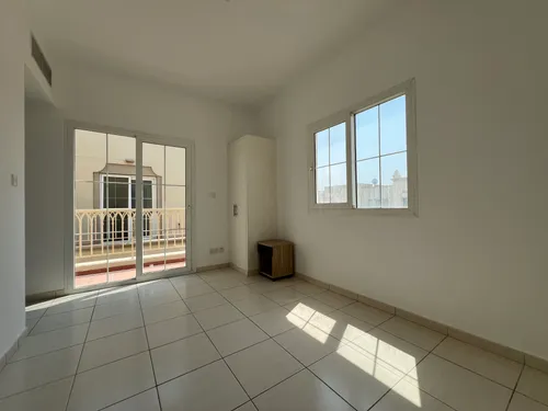 2 Bedrooms Villa in Springs 15