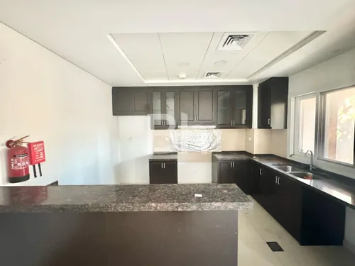 3 Bedrooms Villa in Casa Dora