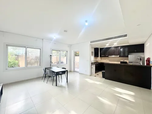 Type C | 3 Bedroom plus Maid | Vacant Now