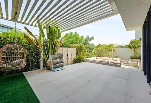 3 Bedrooms Townhouse in Golf Grove