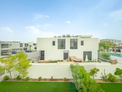 6 Bedrooms Villa in Aster