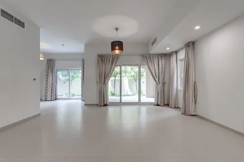 4 Bedrooms Villa in La Quinta, Villanova