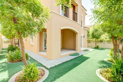 4 Bedrooms Villa in La Quinta, Villanova