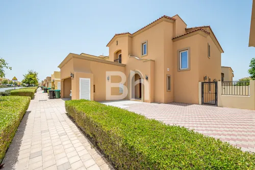 4 Bedroom | Great location | Vacant | Unfurnished