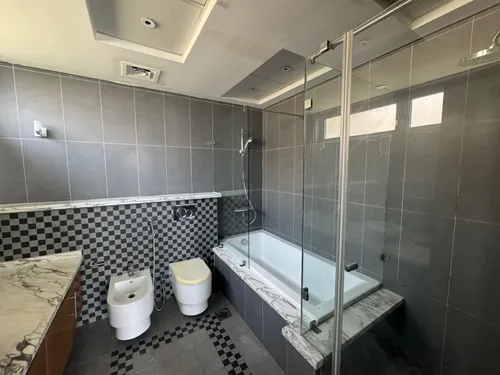 4 Bedrooms Villa in Jumeirah Park