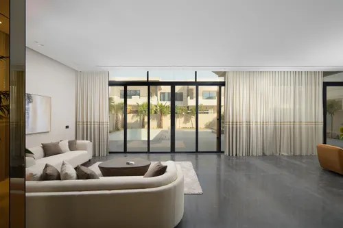 6 Bedrooms Villa in Jumeirah Park Homes