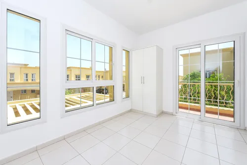 2 Bedrooms Villa in Springs 1