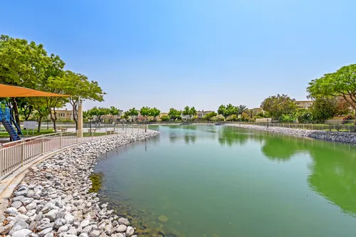 2 Bedrooms Villa in Springs 1