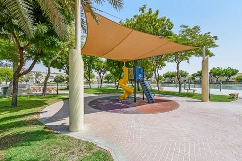 2 Bedrooms Villa in Springs 1