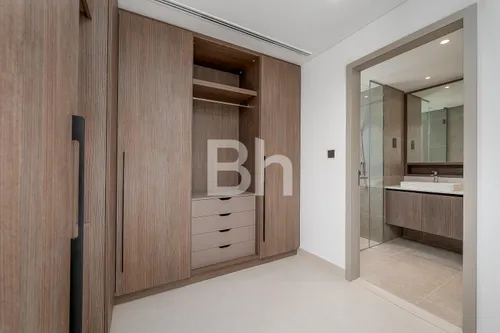 4 Bedrooms Villa in Aura