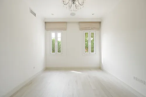 6 Bedrooms Villa in Olive Point