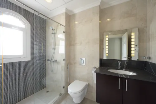 6 Bedrooms Villa in Olive Point