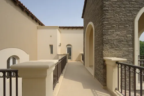 6 Bedrooms Villa in Olive Point