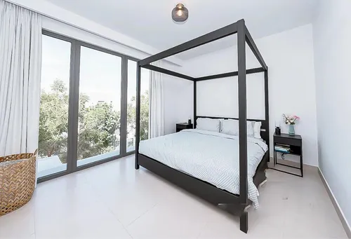 4 Bedrooms Villa in Aura