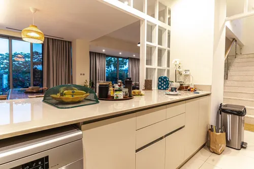 5 Bedrooms Villa in Sidra Villas I