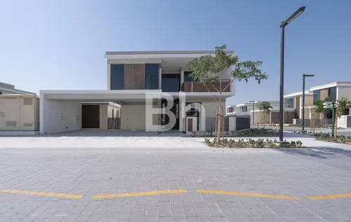 Luxury Villa with Garden Suite