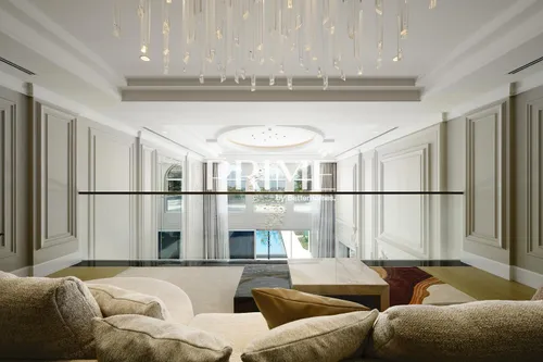 7 Bedrooms Villa in XXII Carat