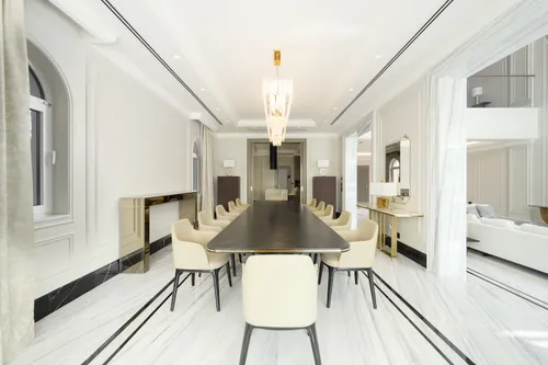 7 Bedrooms Villa in XXII Carat