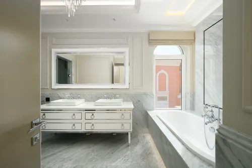 7 Bedrooms Villa in XXII Carat