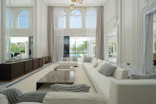 7 Bedrooms Villa in XXII Carat