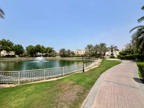 3 Bedrooms Townhouse in Springs 3