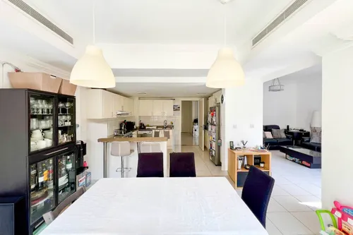 3 Bedrooms Townhouse in Springs 3