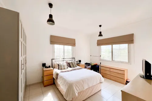 3 Bedrooms Townhouse in Springs 3