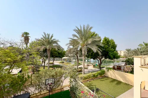 3 Bedrooms Townhouse in Springs 3