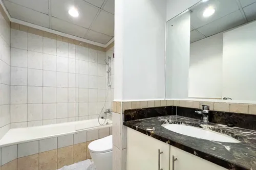 3 Bedrooms Townhouse in Springs 3