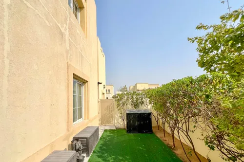 3 Bedrooms Townhouse in Springs 3
