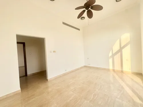 5 Bedrooms Villa in The Aldea