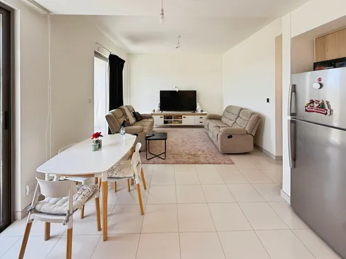 4 Bedrooms Villa in Parkside 2
