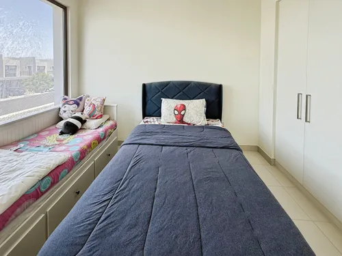 4 Bedrooms Villa in Parkside 2