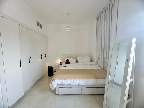 2 Bedrooms Villa in Springs 3