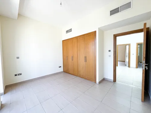 4 Bedrooms Villa in Jumeirah Park Homes