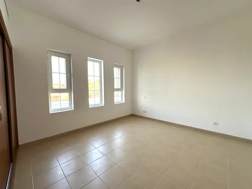 4 Bedrooms Villa in Mirador