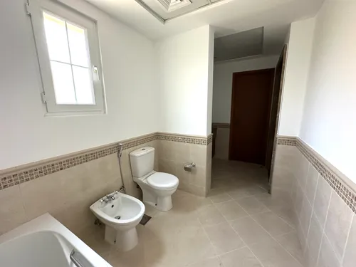 4 Bedrooms Villa in Mirador