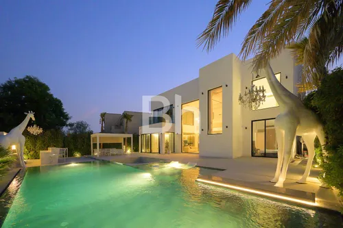 Garden Hall | Main Lake | Fully Upgraded