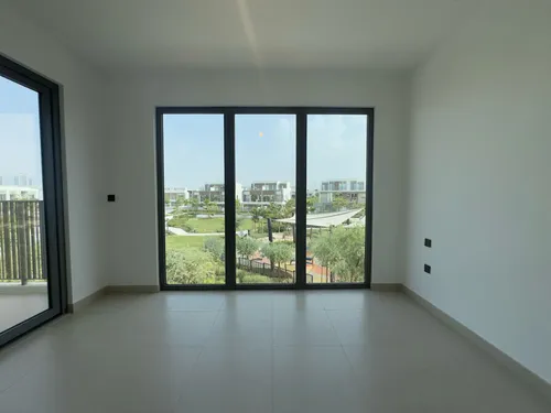 4 Bedrooms Villa in Aura