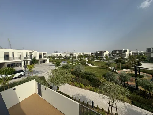 4 Bedrooms Villa in Aura