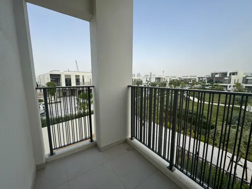 4 Bedrooms Villa in Aura