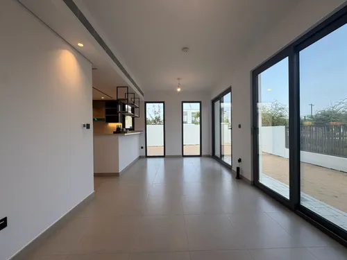 4 Bedrooms Villa in Aura